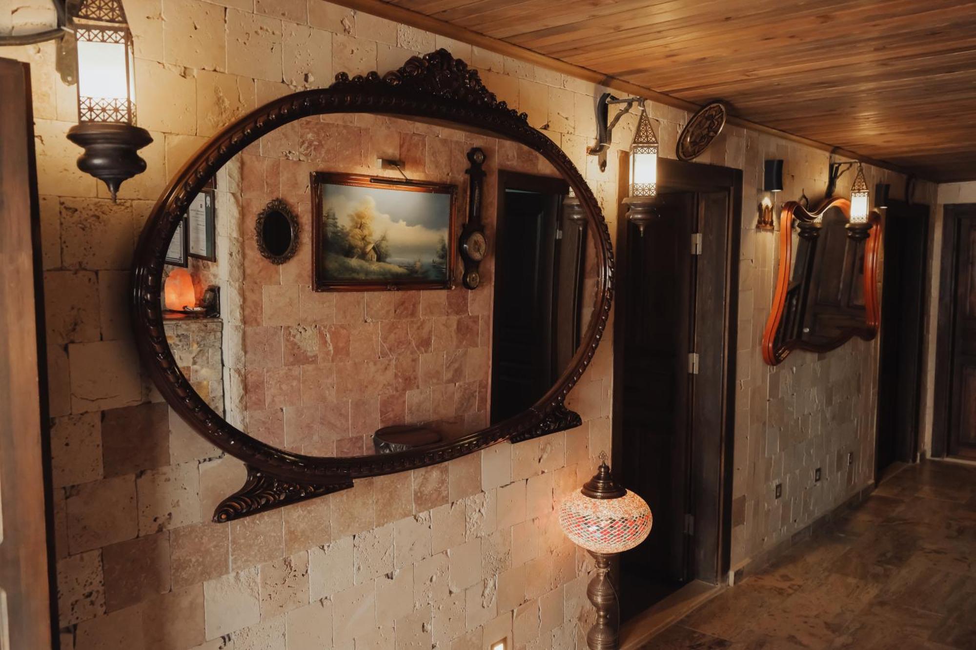 Konak Esila Uşak Buitenkant foto