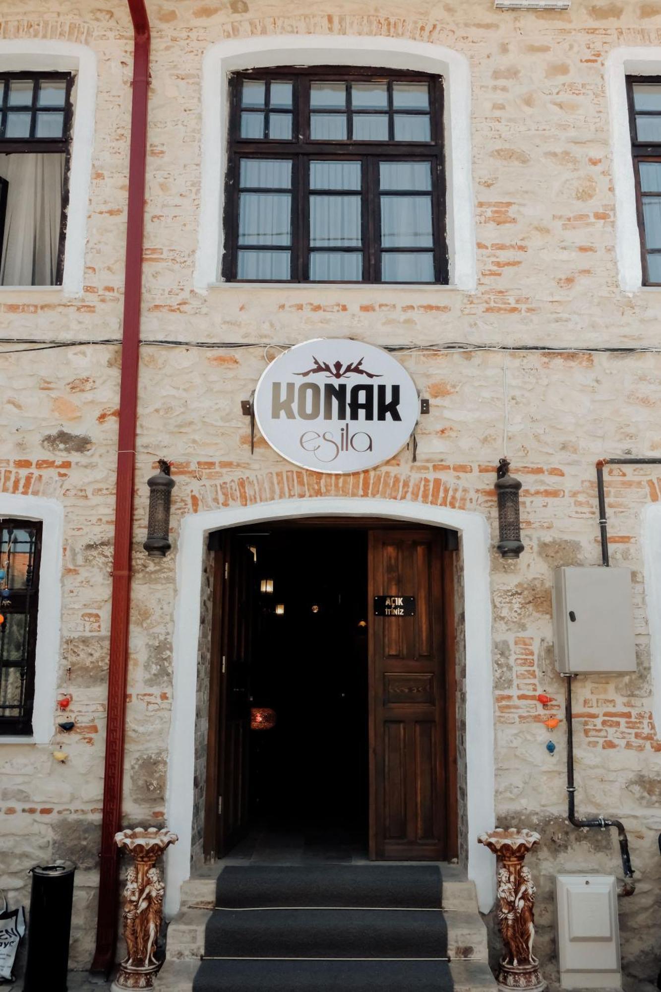 Konak Esila Uşak Buitenkant foto