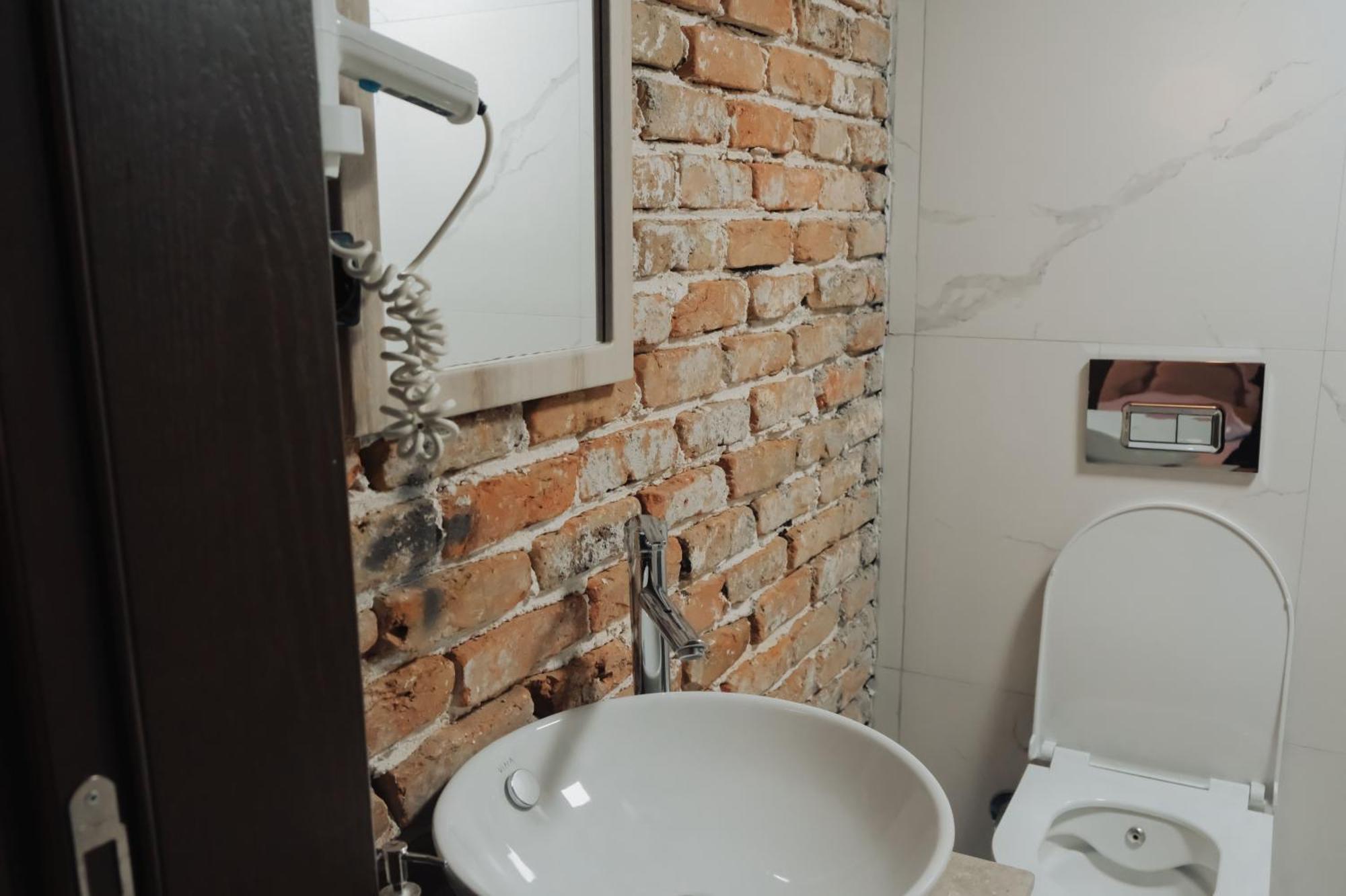 Konak Esila Uşak Buitenkant foto